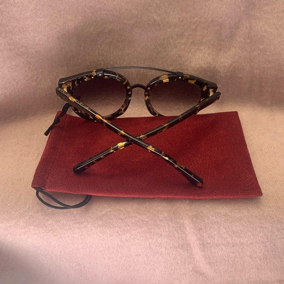 Selling Unused Item Stella McCartney Gradient Lens Tortoise Round Sunglasses main image 4